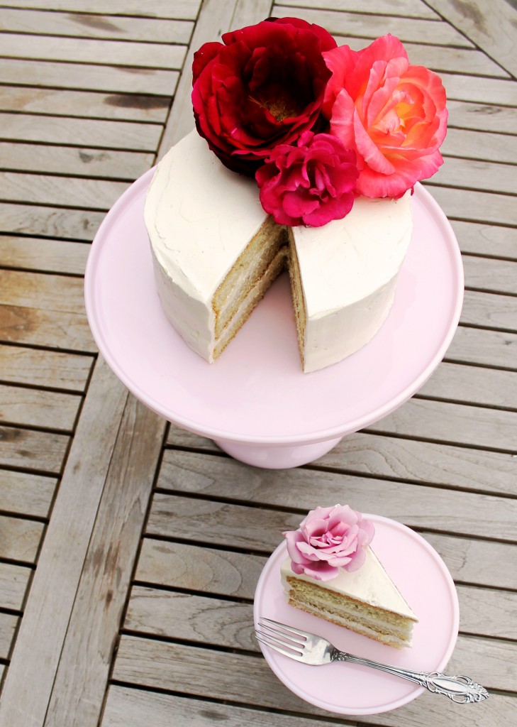 The Whiteout Cake: White Layer Cake with White Chocolate Frosting | Bakerita