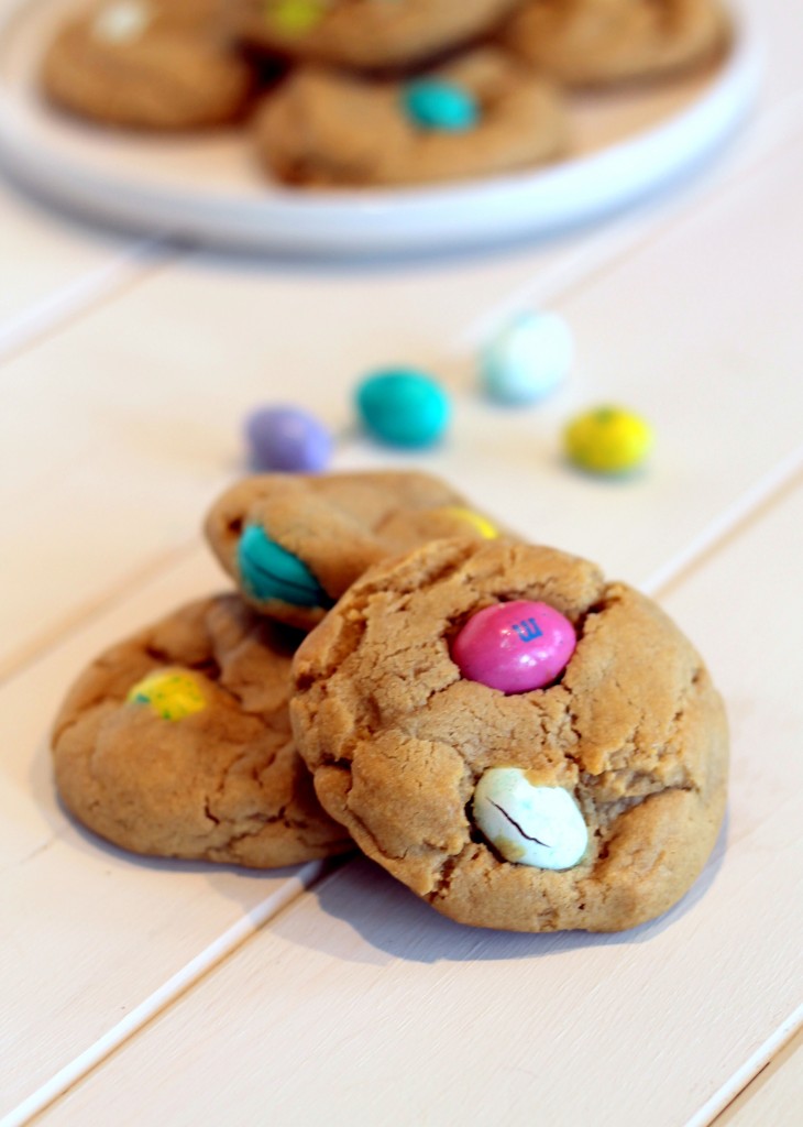 Soft Peanut Butter M&M Cookies | Bakerita.com
