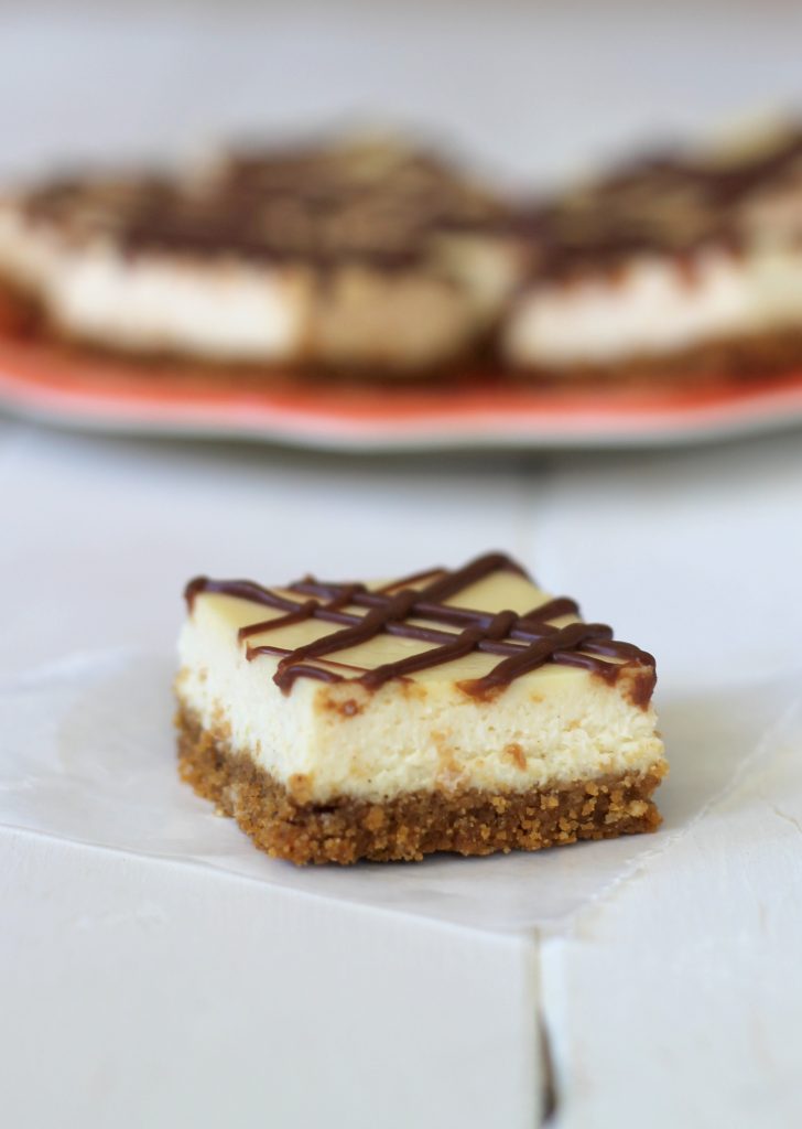 Cheesecake Bars from Bakerita.com