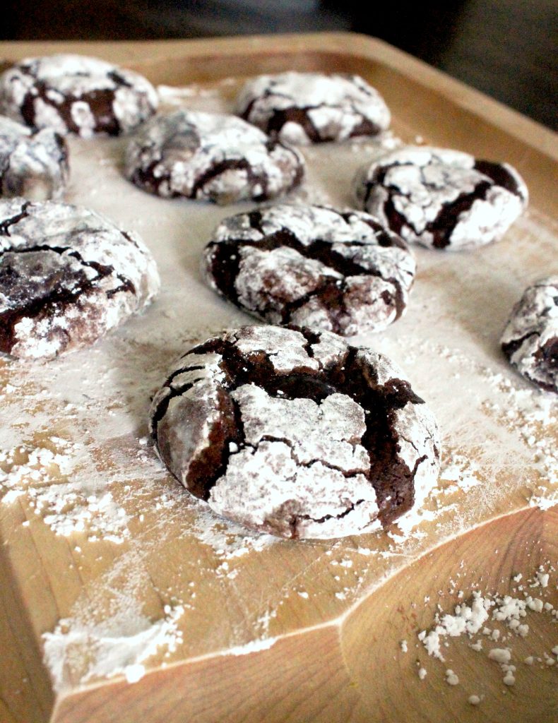 These Chocolate Fudge Crinkle Cookies are naturally gluten-free and full of gooey chocolate! These fudgy cookies will be a new favorite whether you're gluten-free or not.