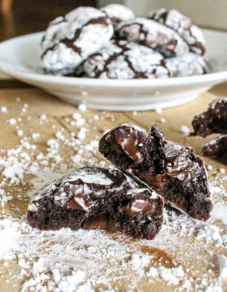 These Chocolate Fudge Crinkle Cookies are naturally gluten-free and full of gooey chocolate! These fudgy cookies will be a new favorite whether you're gluten-free or not.