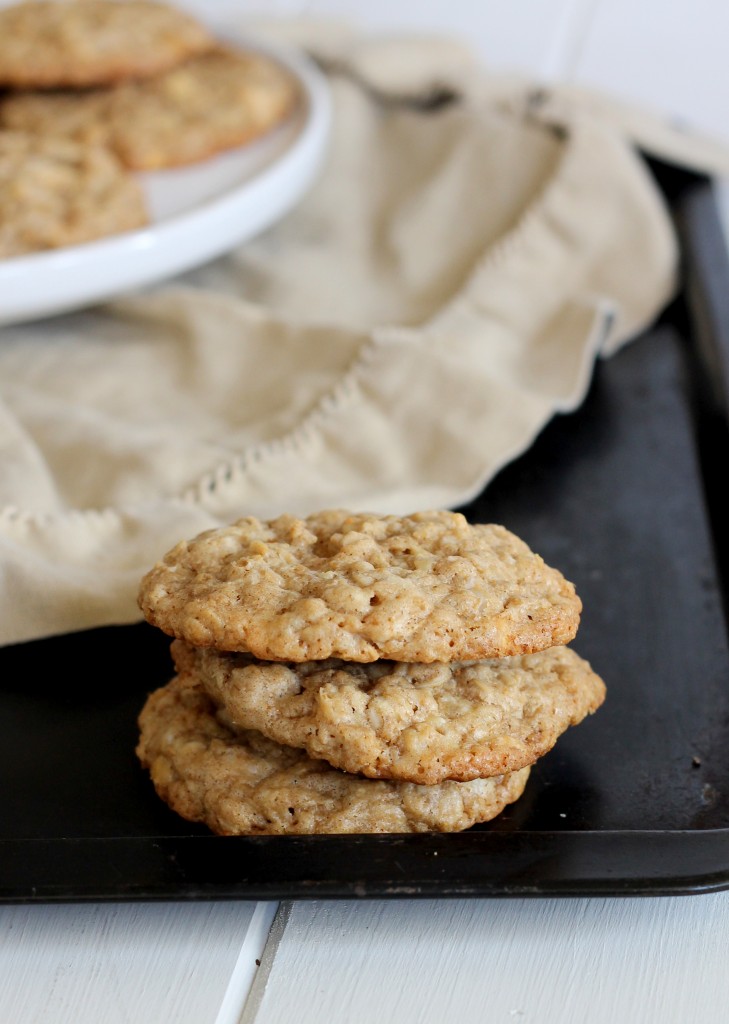 These White Chocolate Cinnamon Oatmeal Cookies are soft and delicious! They are full of warm, homey flavors packed into a chewy oatmeal cookie.