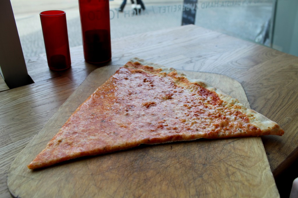 Pizza at La Vespa in Berlin Germany | Bakerita.com