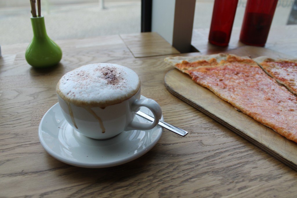Coffee & Pizza at La Vespa in Berlin Germany | Bakerita.com