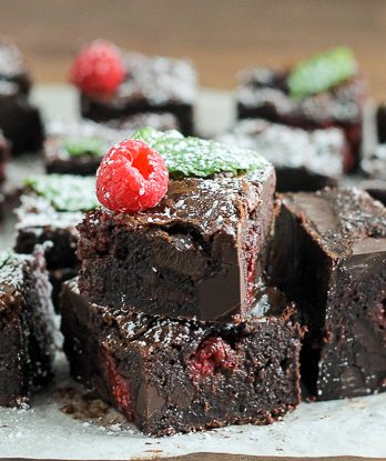 These Raspberry Mint Brownies use tangy raspberries and fresh mint for an addictively fresh and minty taste in these rich and fudgy chocolate brownies.
