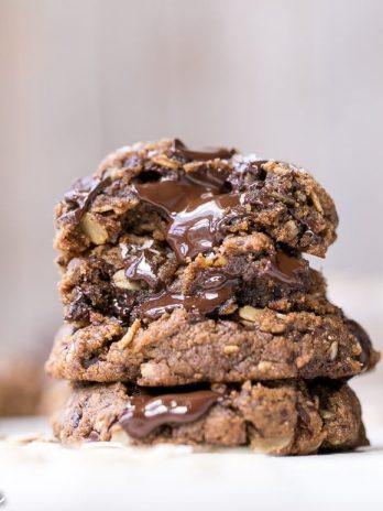 These Oatmeal Chocolate Chip Cookies are gooey in the center with crispy edges and big chocolate chunks, just as the best cookies are! These delicious cookies are gluten-free, refined sugar free, and vegan.