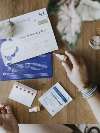 This post reviews my experience with the EverlyWell Food Sensitivity Test, which tests for an inflammatory response to 96 common foods! This post is sponsored by EverlyWell. Use code BAKERITA for 15% off!
