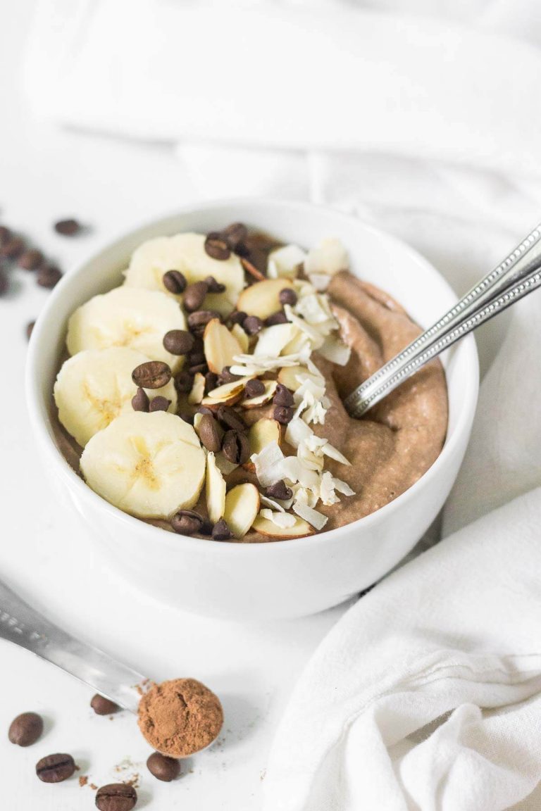 This mocha protein smoothie bowl has all your favorite breakfast flavors in one healthy bowl! It’s rich, creamy and filled with chocolate and protein. You will love how easy it is to make!