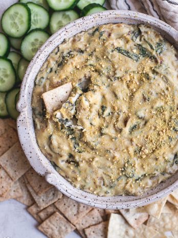 Vegan Spinach Artichoke Dip: tastes as good as the original, but it's dairy-free, soy-free, gluten-free, and Whole30! No processed ingredients here - just whole, plant-based foods. It's perfect as an appetizer or for game day.